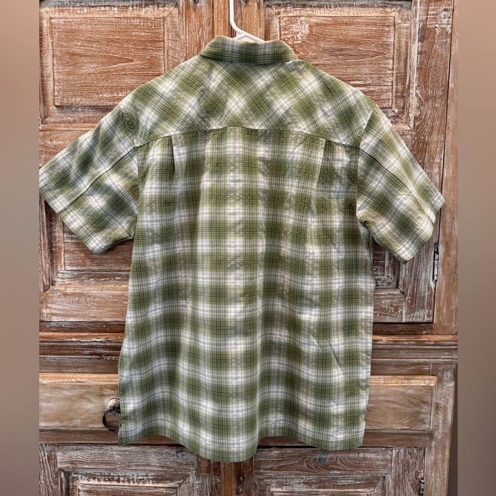 Royal Robbins Olive and White Plaid Button Down Shirt - Picture 3 of 7
